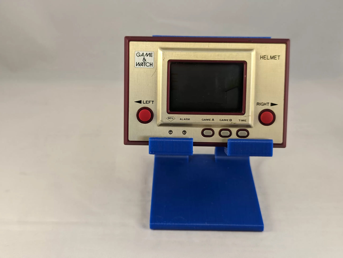 GW GAME AND WATCH - HELMET (NINTENDO)