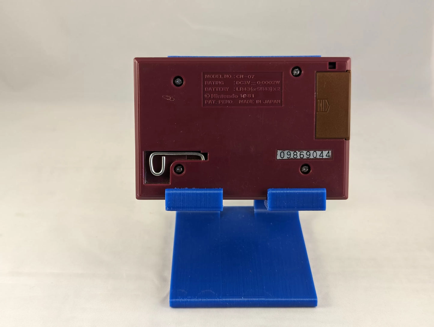 GW GAME AND WATCH - HELMET (NINTENDO)