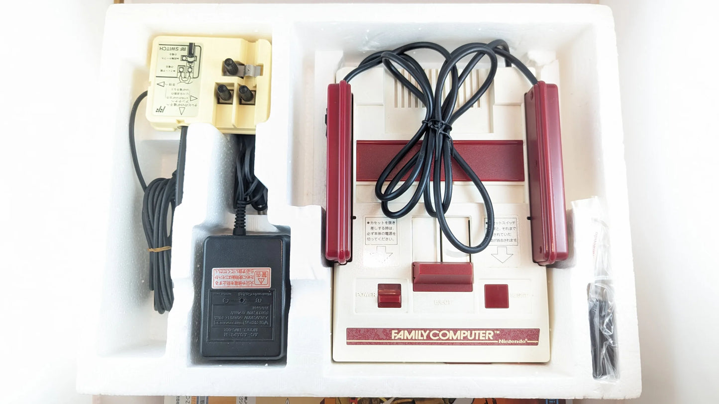 FAMICOM UNIT+FAMICOM DISK (BOXED-NEW BELT-SERVICED) NINTENDO (ONLY MADE JAPAN)