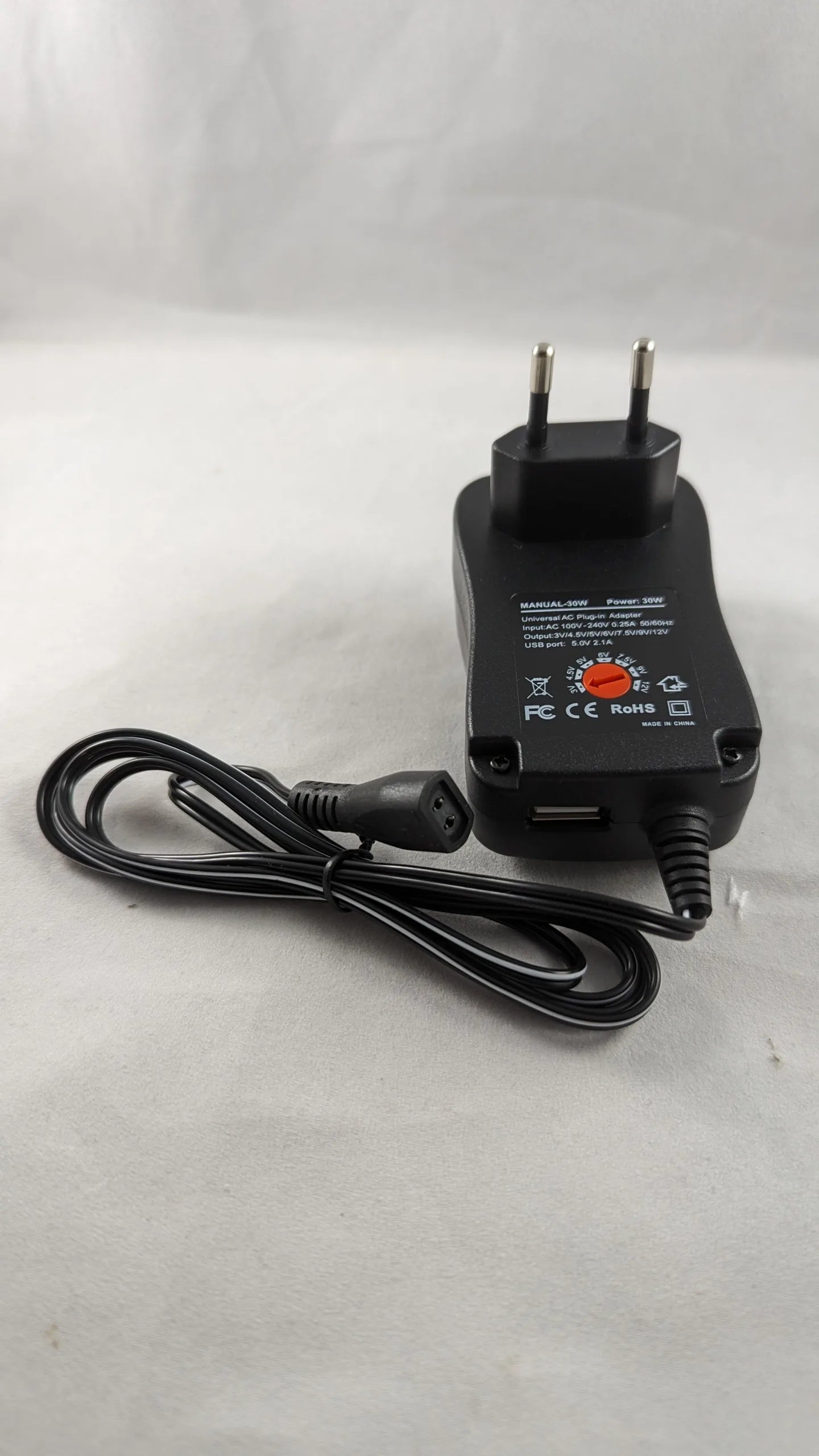 AC To DC Adjustable Plug Power Adapter-Converter for console 3V 4.5V 5V 6V 7.5V 9V 12V / 2A 2.1A