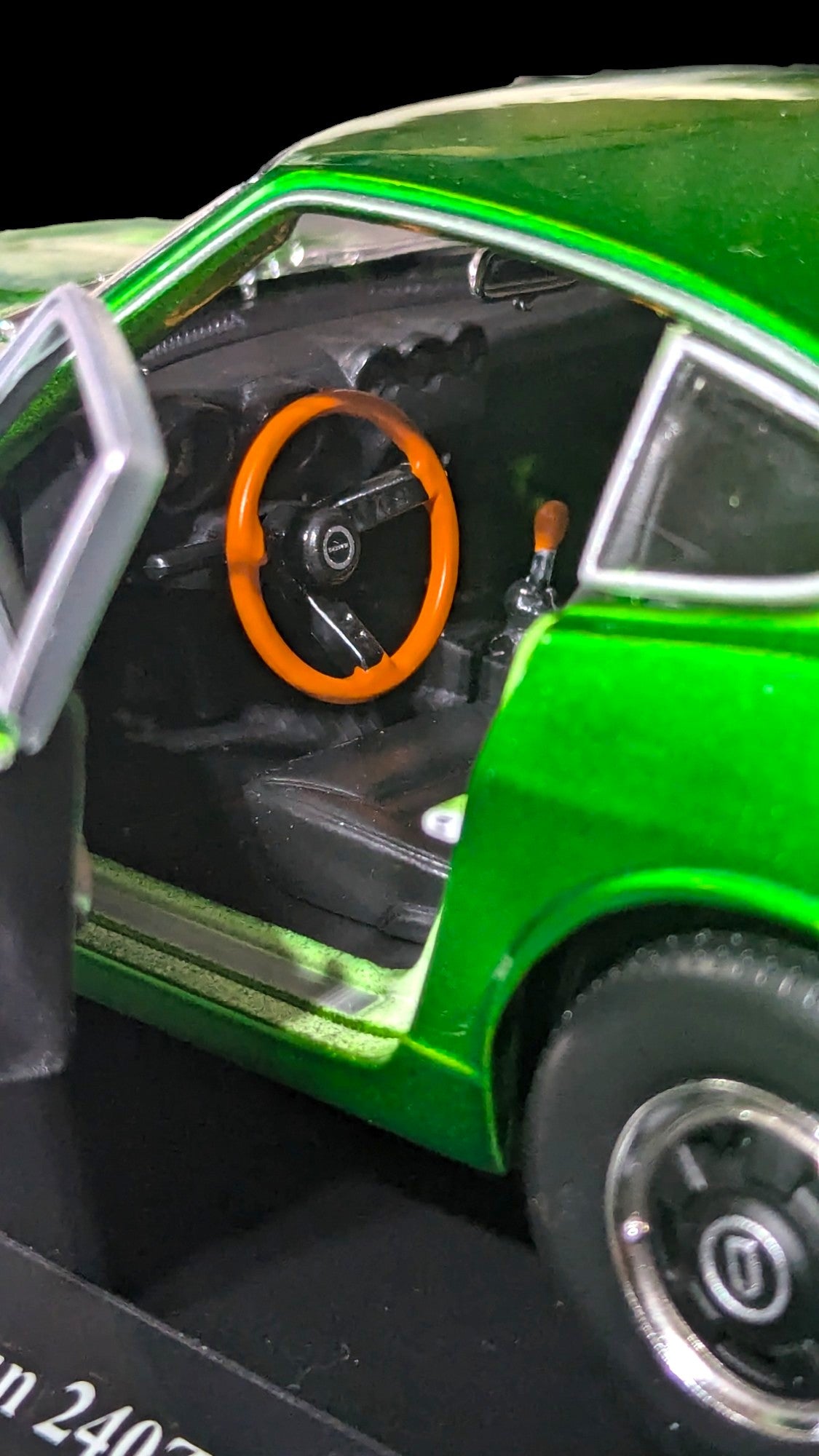 1:18 Maisto - DATSUN 240Z - Candy Green