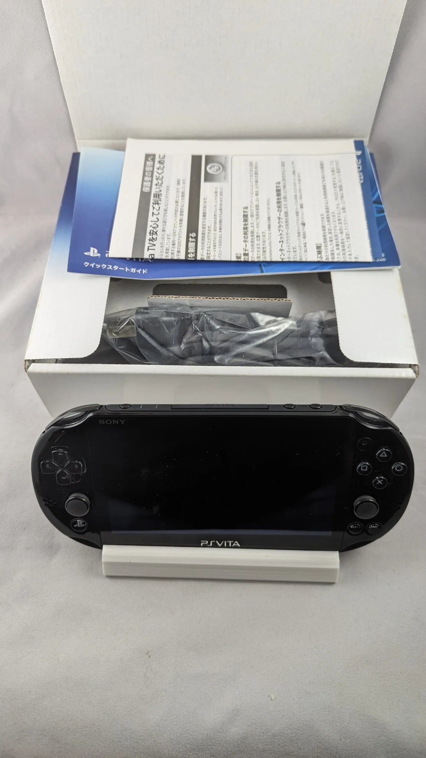 PS VITA - PCH 2000 PlayStation Black  (JAPAN EDITION) SONY