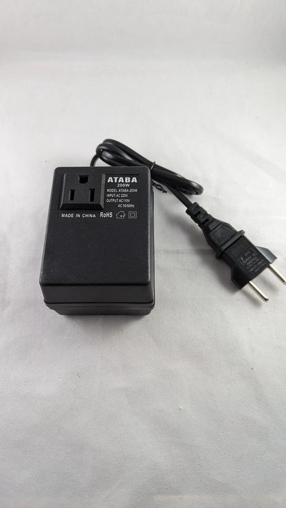 Convertidor de voltaje inteligente y eficiente ATABA de 200 W CA de 220 V a 110 V